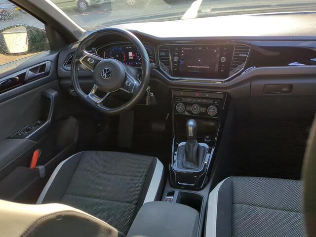 Volkswagen T-Roc 1.5 TSI Sport Automaat | Black Style | Nieuw binnen |