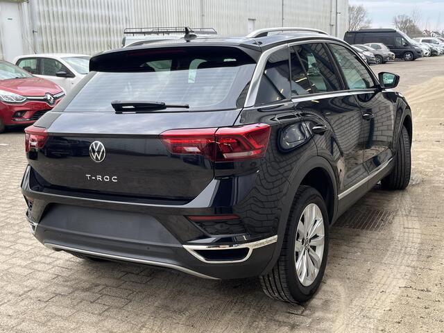 Volkswagen T-Roc 1.5 TSI Sport | Navi/Automaat/Stuur+Stoelverwarming/17"/Adapt.Cruise/Clima/Apple CarPlay-Android Auto