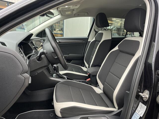 Volkswagen T-Roc 1.5 TSI Sport | Navi/Automaat/Stuur+Stoelverwarming/17"/Adapt.Cruise/Clima/Apple CarPlay-Android Auto