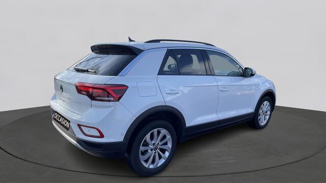 Volkswagen T-Roc 1.5 TSI 150pk Life Edition DSG / Navigatie via App Connect / Camera