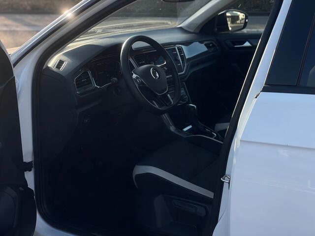 Volkswagen T-Roc 1.5 TSI DSG R-LINE SPORT