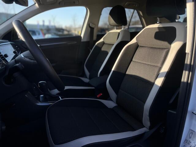 Volkswagen T-Roc 1.5 TSI DSG R-LINE SPORT