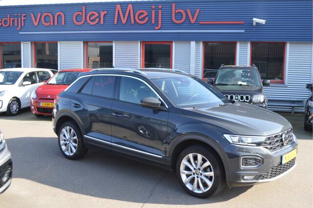 Volkswagen T-Roc 1.5 TSI Sport , LED KOPLAMPEN , NAVI VIA APP , CR CONTR , CLIMATR , PDC V+A ,