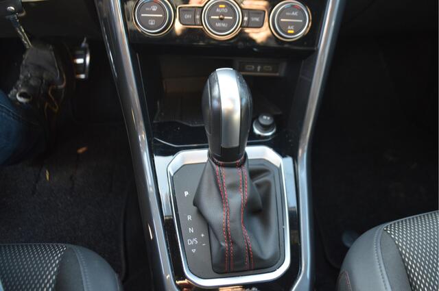 Volkswagen T-Roc 1.5 TSI Sport , LED KOPLAMPEN , NAVI VIA APP , CR CONTR , CLIMATR , PDC V+A ,