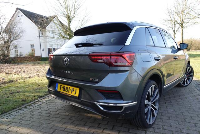 Volkswagen T-Roc 2.0 TSI 4Motion Sport | Adaptieve cruise control | Leer | Panoramadak | Bluetooth | Afneembare trekhaak | Stuurverwarming | Led |