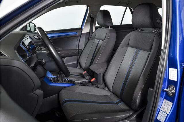 Volkswagen T-Roc 1.5 TSI 150 PK Style | Adapt. Cruise | Stoelverwarming | PDC | App. Connect | ECC | LM 17" | Afn. Trekhaak |