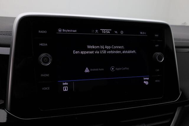 Volkswagen T-Roc 1.5 TSI 150 pk DSG R-Line | IQ Light | Achteruitrijcamera | Navigatie | Keyless Entry | Adaptive Cruise