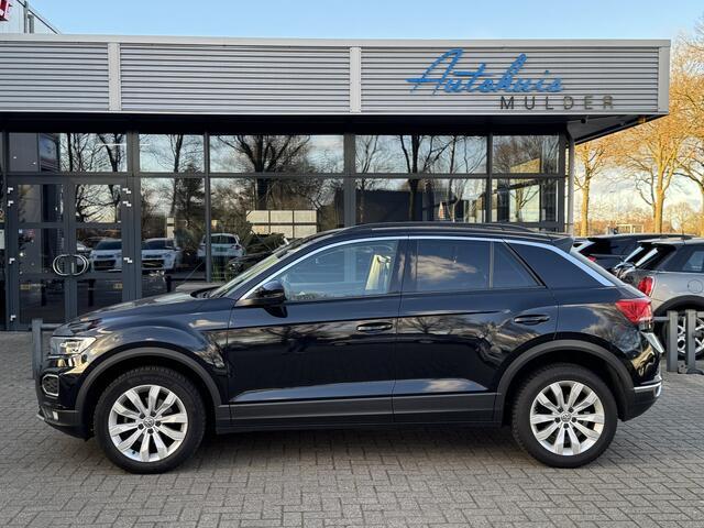 Volkswagen T-Roc 1.5 TSI Style Automaat/Led/Navigatie/Cruise