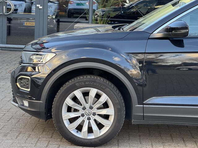 Volkswagen T-Roc 1.5 TSI Style Automaat/Led/Navigatie/Cruise