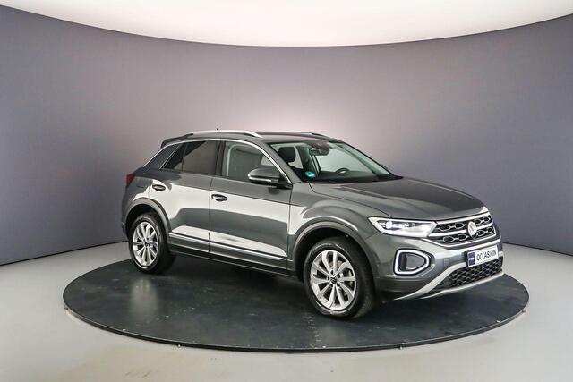 Volkswagen T-Roc Style 1.5 TSI 150pk DSG Automaat Adaptive cruise control, Achteruitrijcamera, Parkeer assistent, LED koplampen, Airco, DAB, Radio, App connect, Parkeersensoren