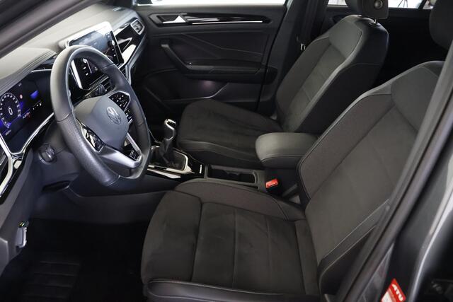 Volkswagen T-Roc 1.0 TSI R-Line / IQ-LED / ACC / CarPlay / Navi / DAB