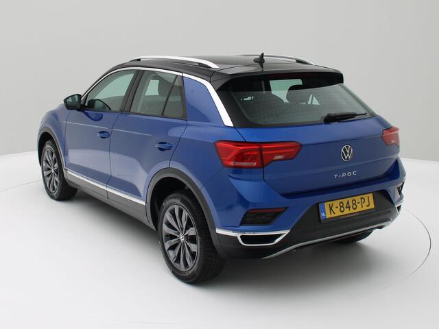 Volkswagen T-Roc 1.5 TSI Style Business 150pk Virtual cockpit /Navi /Camera