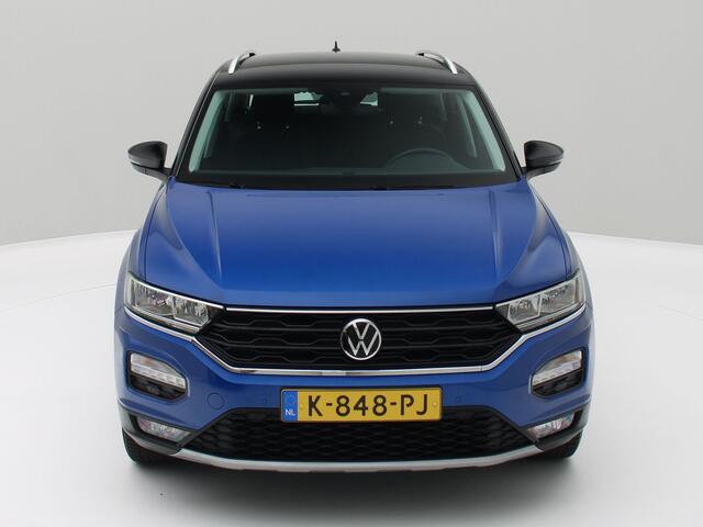 Volkswagen T-Roc 1.5 TSI Style Business 150pk Virtual cockpit /Navi /Camera