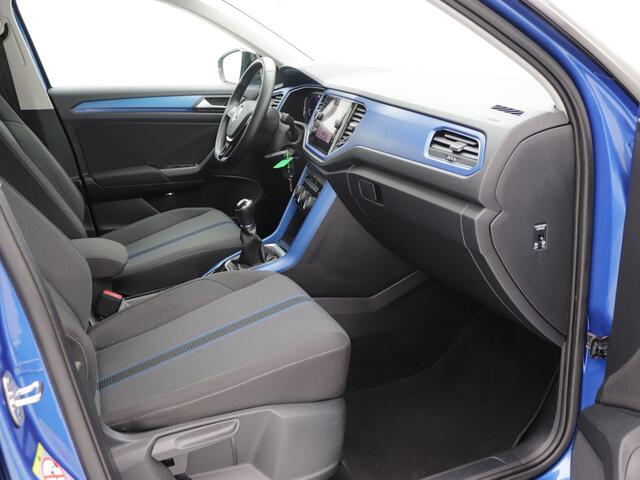 Volkswagen T-Roc 1.5 TSI Style Business 150pk Virtual cockpit /Navi /Camera
