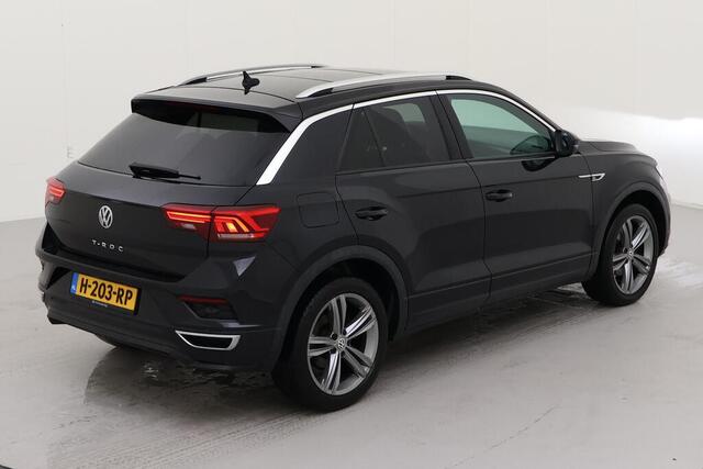 Volkswagen T-Roc 1.5 TSI Sport /DSG/ Metallic/ Digitale cockpit/ Led/ Panoramadak/ R Line Int. + Ext./ / Elec. K./ Camera/ Parkeersensoren/ 18 lmv