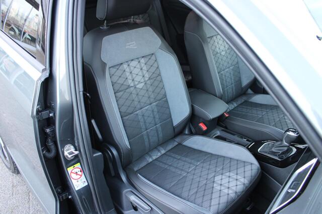 Volkswagen T-Roc 1.5 TSI R-Line 18inch/Adaptive/Camera