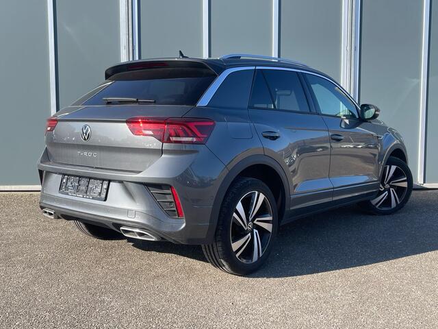 Volkswagen T-Roc 1.5 TSI 150pk DSG R-Line | ACC | Camera | Travel assist | Elk ac