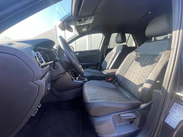 Volkswagen T-Roc 1.5 TSI 150pk DSG R-Line | ACC | Camera | Travel assist | Elk ac