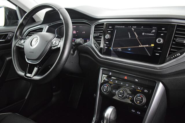Volkswagen T-Roc 1.5 TSI 150pk DSG Sport Keyless Camera Stoelverwarming Virtual Cockpit Navigatie