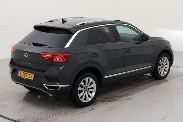 Volkswagen T-Roc 1.5 TSI Sport DSG/ Digitale Cockpit/ Led/ Luxe Sportint. / Clima/ Navi/ / Parkeersensoren/ 17 lmv