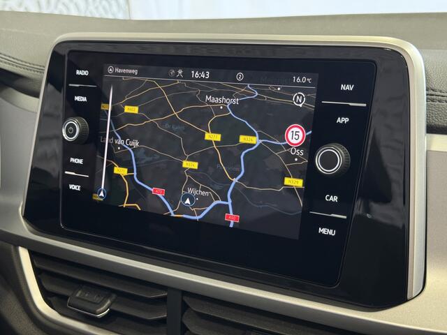 Volkswagen T-Roc Cabrio TSI VIR.COCKPIT CARPLAY NAVI IQ.LED STOEL/STUUR.VERW DAB ADAP.CRUISE 05/2024 70 BIJNA NIEUWE VOLKSWAGEN'S UIT VOORRAAD LEVERBAAR