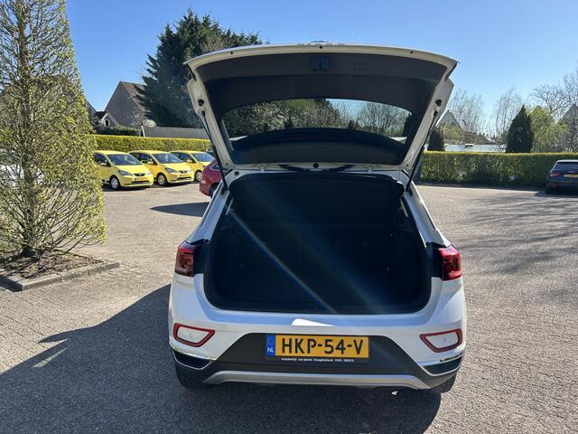 Volkswagen T-Roc 1.5 TSI Life Business