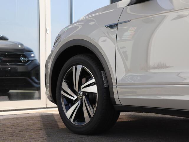 Volkswagen T-Roc 1.5 TSI 150 pk DSG R-Line | Navigatie | Panoramadak | IQ Light | Camera | App Connect | Stoelverwarming | 18'' Nevada | Fabrieksgarantie tot 13-06-2026 of 100.000km |