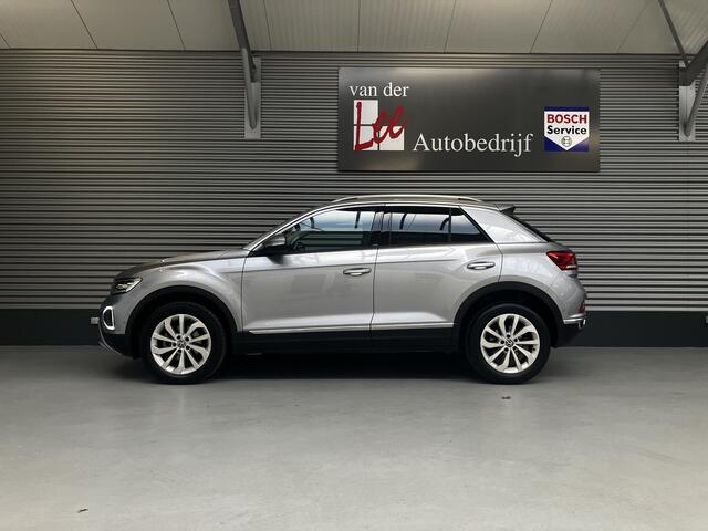 Volkswagen T-Roc 1.5 TSI STYLE/IQ LIGHT/IQ DRIVE/PDC/CAM/EL A KLEP/KEY-LESS/ENZ