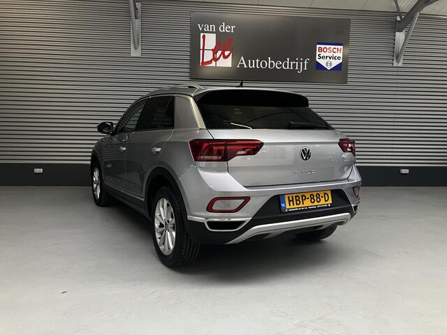 Volkswagen T-Roc 1.5 TSI STYLE/IQ LIGHT/IQ DRIVE/PDC/CAM/EL A KLEP/KEY-LESS/ENZ