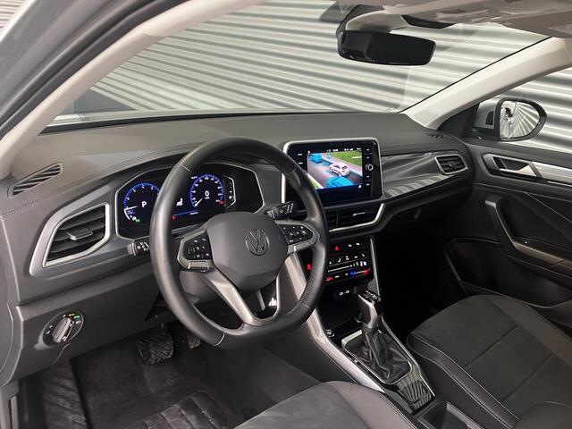 Volkswagen T-Roc 1.5 TSI STYLE/IQ LIGHT/IQ DRIVE/PDC/CAM/EL A KLEP/KEY-LESS/ENZ