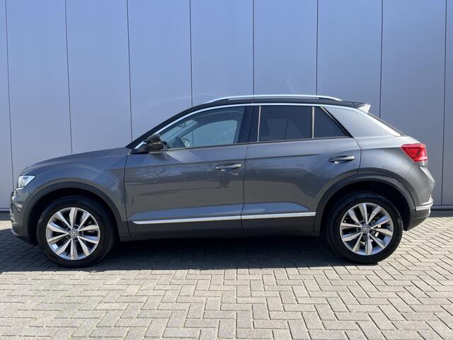 Volkswagen T-Roc 1.0 TSI Style Camera PDC Cruise contol Carplay