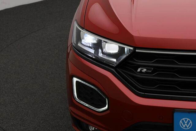 Volkswagen T-Roc Cabrio 1.5 TSI 150 pk DSG R-Line | Leder | Beats | Stuur-/stoelverwarming | Achteruitrijcamera | Navigatie