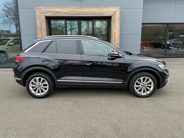 Volkswagen T-Roc 1.5 TSI 150pk DSG Style | IQ light | Navi | Carplay | Adapt. Cruise | Rijklaar incl. 1 jaar Bovag garantie