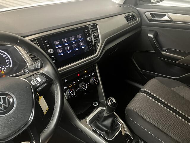 Volkswagen T-Roc 1.0 TSI STYLE/CLIMA/PDC/NAVI/CARPLAY/EL A KLEP/17 INCH/ENZ