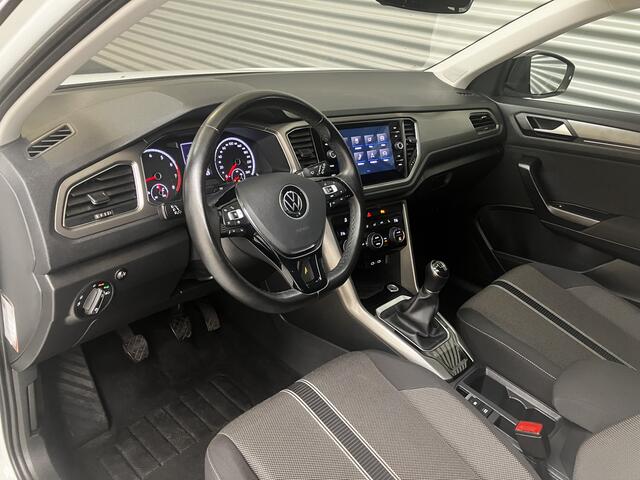 Volkswagen T-Roc 1.0 TSI STYLE/CLIMA/PDC/NAVI/CARPLAY/EL A KLEP/17 INCH/ENZ
