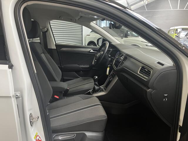 Volkswagen T-Roc 1.0 TSI STYLE/CLIMA/PDC/NAVI/CARPLAY/EL A KLEP/17 INCH/ENZ