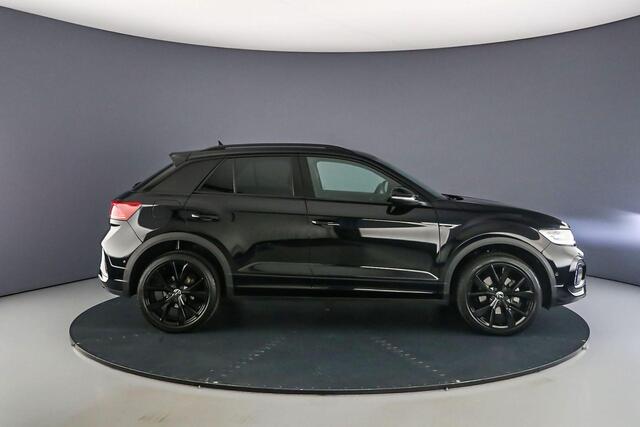 Volkswagen T-Roc R-Line 1.5 TSI 150pk DSG Automaat Black style, Adaptive cruise control, Achteruitrijcamera, LED matrix koplampen, Elektrische achterklep, Navigatie, Parkeersensoren