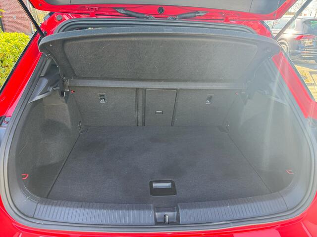 Volkswagen T-Roc 1.5 TSI Sport Business R nav, camera, cruise, stoelverw