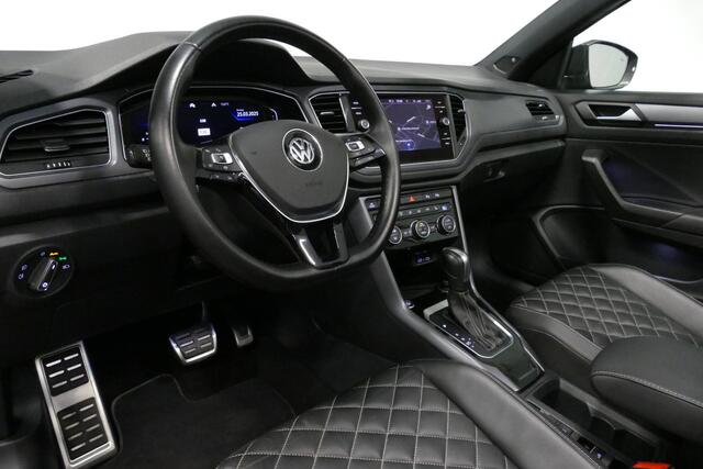 Volkswagen T-Roc Cabrio 1.5 TSI R-Line / Black Style / Lederen bekleding / Stoelverwarming / Beats Audio / Stuurwiel verwarming / Achteruitrijcamera / Keyless / Apple Carplay - Andriod Auto / Full LED / Dodehoek-assistent / Grootlichtassistent / DAB / Digitaal Instrumente