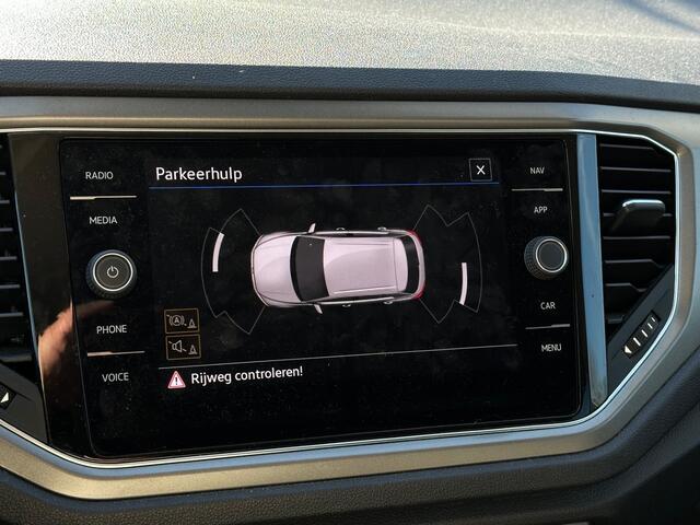 Volkswagen T-Roc 1.0 TSI 110pk Style Navigatie Clima