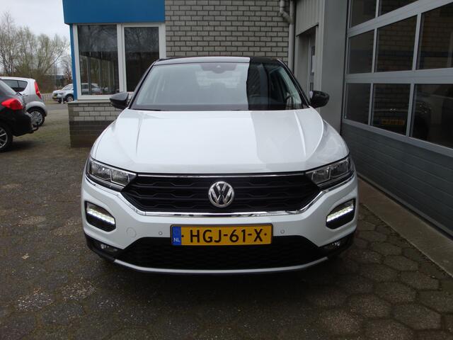 Volkswagen T-Roc 1.0 TSI Style / Trekhaak / TwoTone