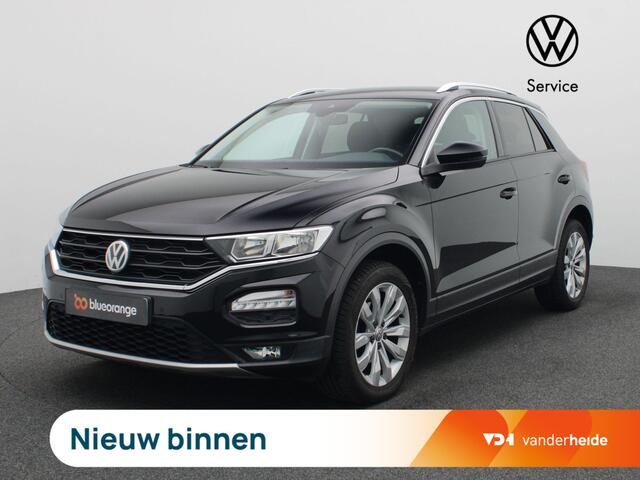 Volkswagen T-Roc 1.5 TSI Style 150 PK DSG Trekhaak, Virtual cockpit, Achteruitrijcamera, Navigatie, Carplay, DAB, Alarm