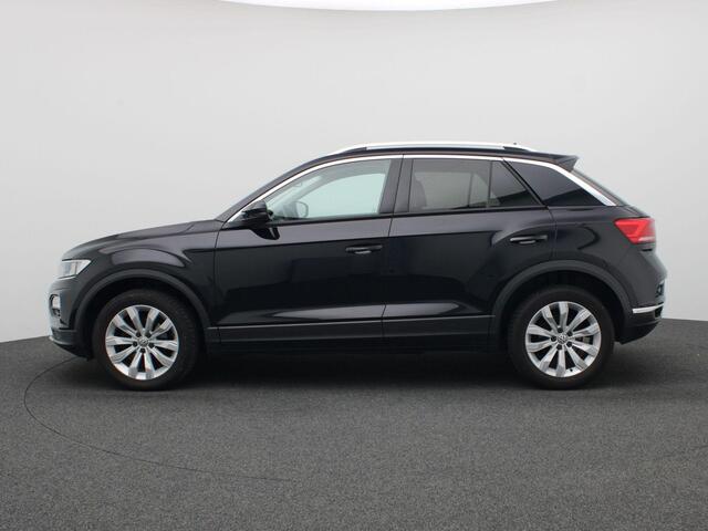 Volkswagen T-Roc 1.5 TSI Style 150 PK DSG Trekhaak, Virtual cockpit, Achteruitrijcamera, Navigatie, Carplay, DAB, Alarm