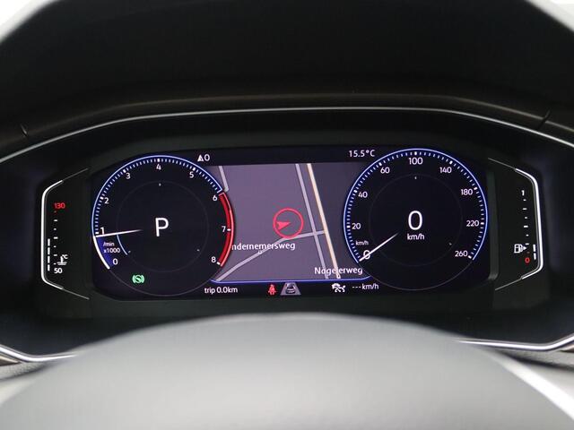 Volkswagen T-Roc 1.5 TSI Style 150 PK DSG Trekhaak, Virtual cockpit, Achteruitrijcamera, Navigatie, Carplay, DAB, Alarm