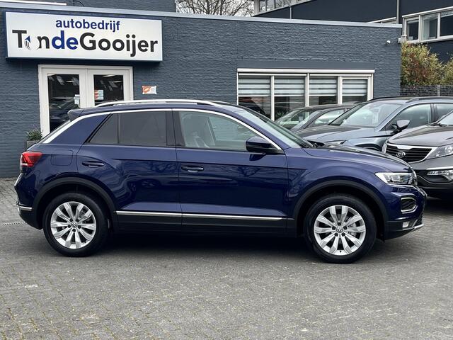 Volkswagen T-Roc 1.5 TS DSG Sport | CAMERA | STOELVERW. | DIG. DASHBOARD |