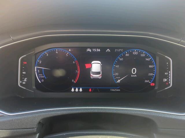 Volkswagen T-Roc 1.5 TSI Sport Business R / Metallic/ Digitale Cockpit/ Led/ Panoramadak/ R Line/ Elec. Klep/ Camera/ Afn. Haak/Clima/ Navi/ Parkeersensor/ 19 lmv