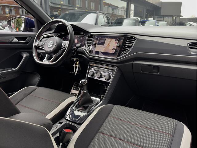 Volkswagen T-Roc 1.0 TSI SPORT NAVI APPLE-CARPLAY PARKPILOT LED LMV PDC