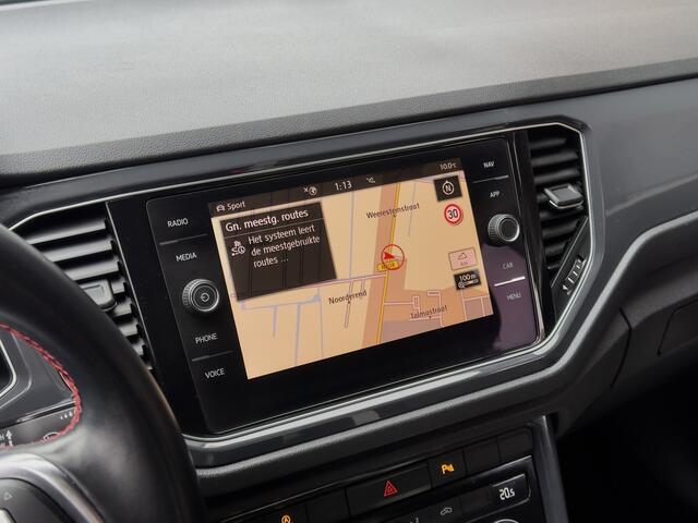 Volkswagen T-Roc 1.0 TSI SPORT NAVI APPLE-CARPLAY PARKPILOT LED LMV PDC