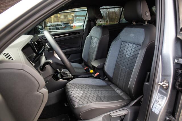 Volkswagen T-Roc 1.5 TSI R-Line Edition Dodehoek detector, Isofix, Cruise. adap, R-Line ex- en interieur