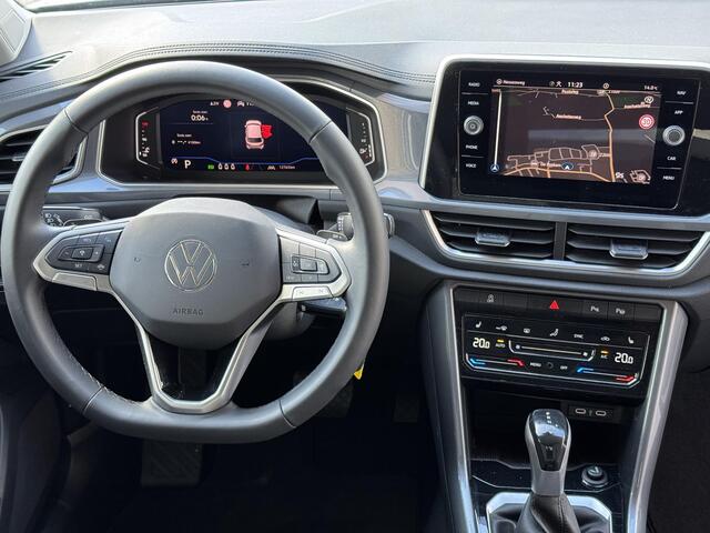Volkswagen T-Roc 1.5 TSI Style,App,Trekh,Navi,Led,Cruise